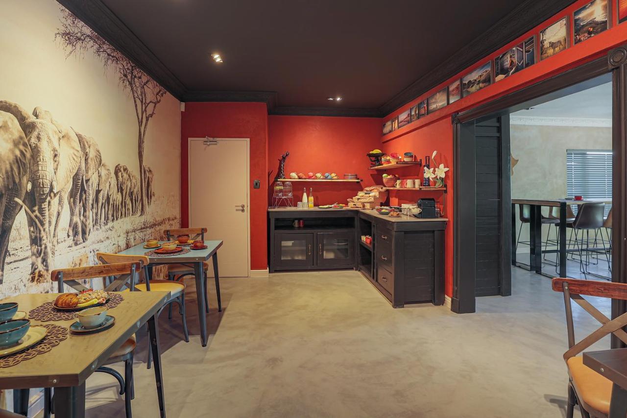Yebo Boutique Guesthouse Сомерсет-Вест Екстер'єр фото